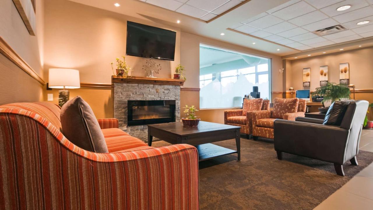 Best Western Plus Mission City Lodge Exterior foto